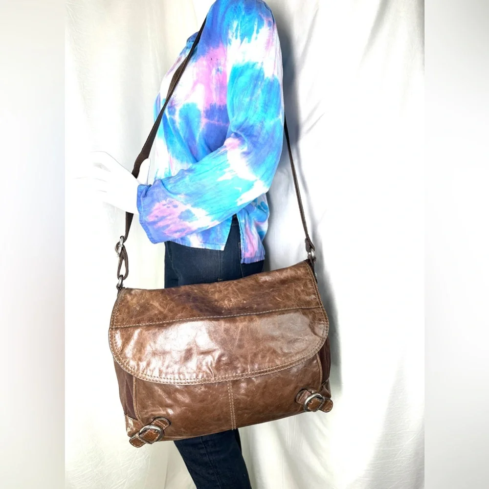 Fossil  Brown Canvas Glazed Leather Large Messenger Bag Buckles Office School
